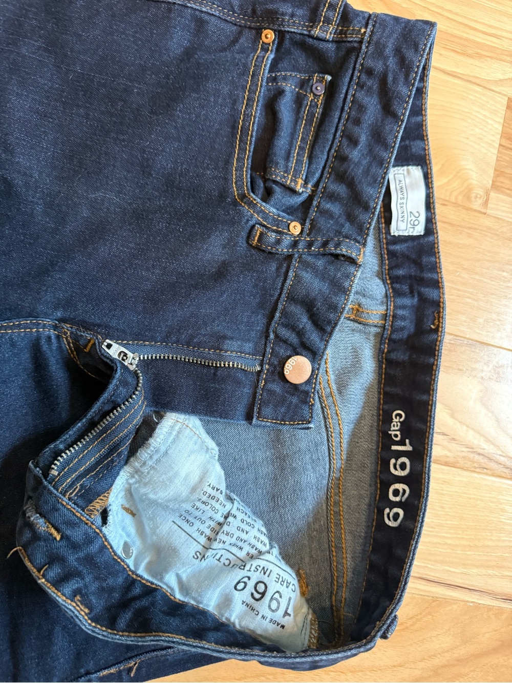 GAP Women's Straight Leg Jeans in Dark Blue